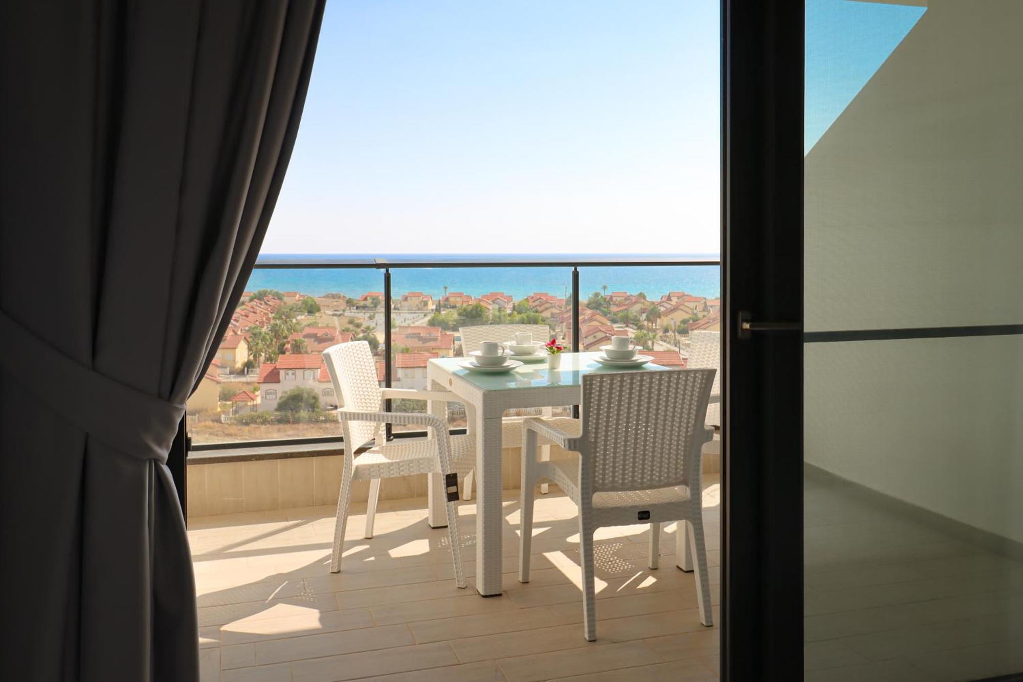 Terra Apartments In Caesar Blue Resort, Fixed Lunch Till 3Pm, Gym, Heated Pool, Sauna, Kids Club Rizokarpaso 외부 사진